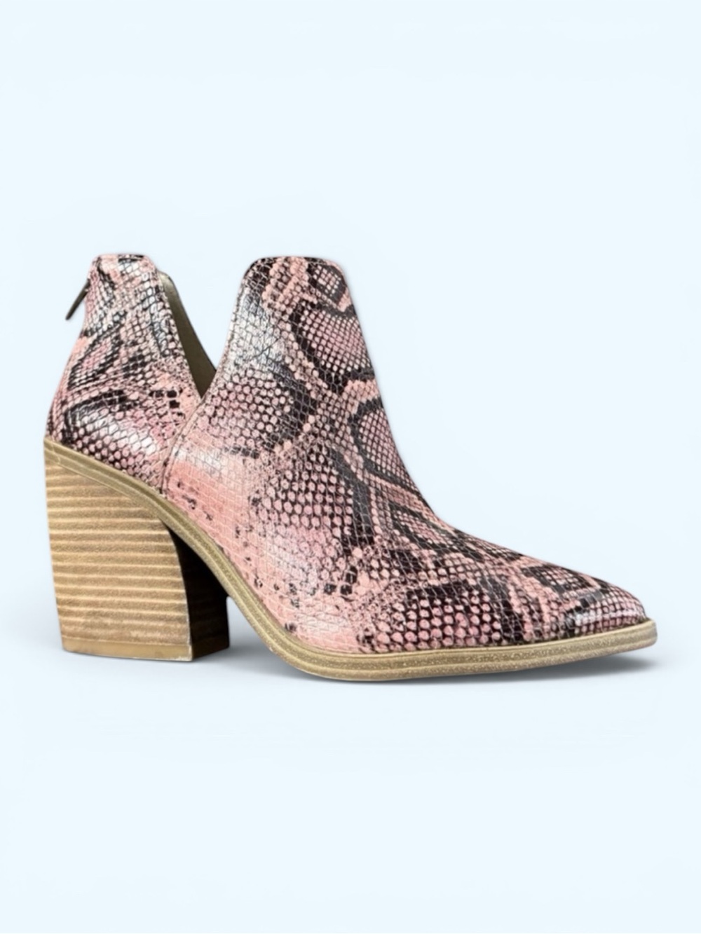 VINCE CAMUTO Gigietta Pink Snakeskin Ankle Booties Size 9 Women
